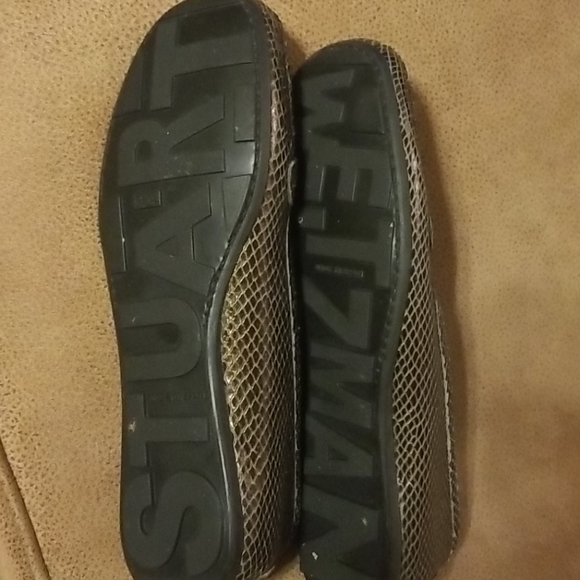 IF THE SHOE FITS, WEAR IT❣️Snake skin style Stuart Weitzman shoes - Picture 5 of 9